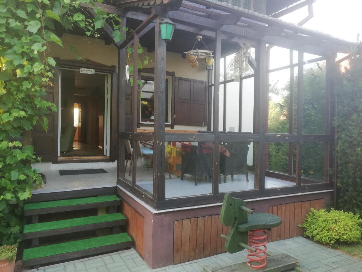 Cudodomek Na Mazurach W Woszczelach Kolo Elku Buitenkant foto