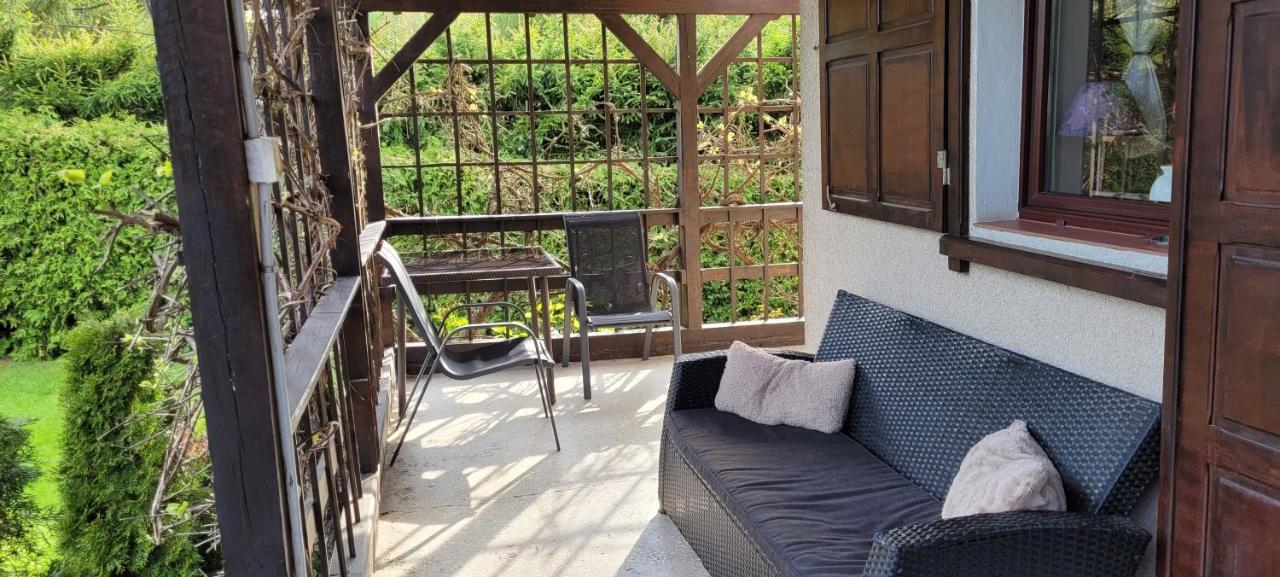 Cudodomek Na Mazurach W Woszczelach Kolo Elku Buitenkant foto
